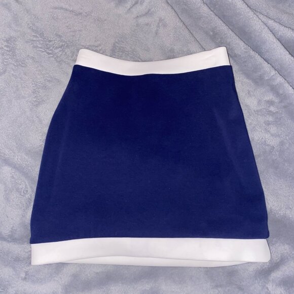 Matching top and skirt set - Picture 4 of 8